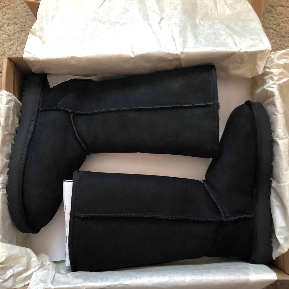 UGG Women's Classic Tall II Winter Boot